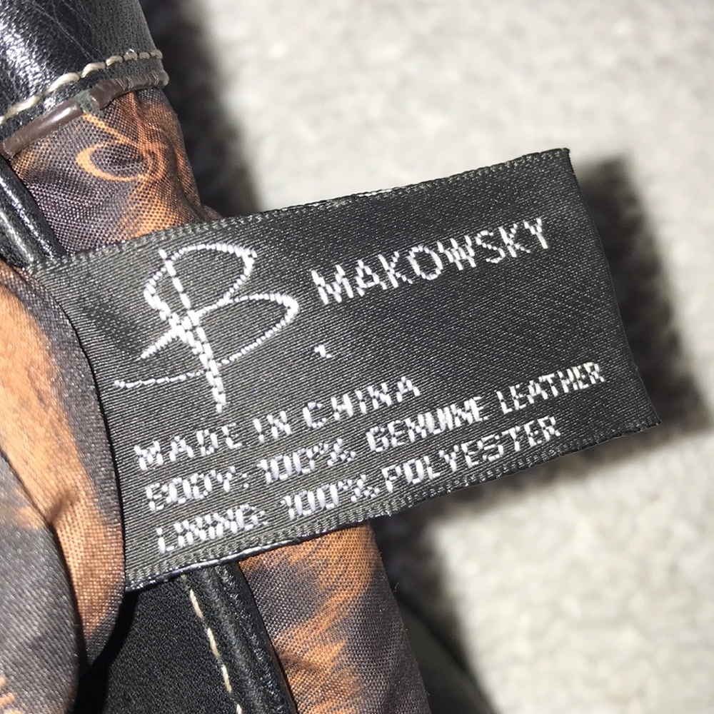 B Makowsky Black Pebbled Leather Handbag - Picture 7 of 14